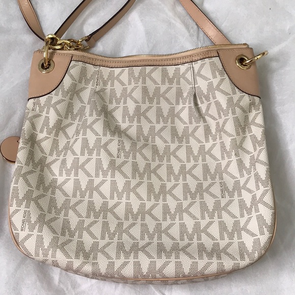 Michael Kors Satchel - Picture 3 of 5